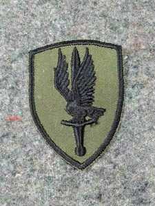ナム戦　米軍　第1航空旅団　部隊章　パッチ　カットエッジ　1968年当時物　未使用　デッドストック　払い下げ　放出品　ファティーグ