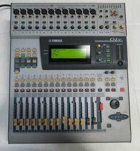 YAMAHA　ヤマハ　デジタルミキサー　01V　中古