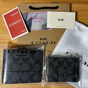 【新品】コーチ COACH アウトレット 二つ折り財布 & パスケース シグネチャー F74993