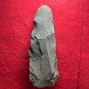 [.]514. writing stone vessel old stone vessel stone axe arrow .san kite nature stone appreciation stone . head vessel 