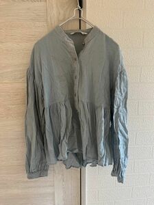 ZARA ノーカラーシャツ　USA Sサイズ