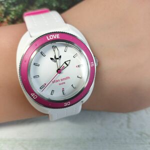 【人気モデル!!】adidas☆腕時計 スタンスミスモデル ラバーベルト ピンク