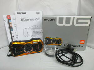 ◇T4-59　RICOH(リコー)　デジタルカメラ 【WG-30W】 箱/取扱説明書付き　オレンジ系　防水　防塵