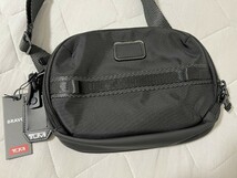 TUMI　トゥミ　ショルダーバッグ　肩掛け　斜めかけ　ブラック　未使用_画像1