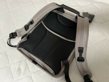 TUMI　トゥミ　ビジネスバッグ　リュック　シルバー　未使用_画像5