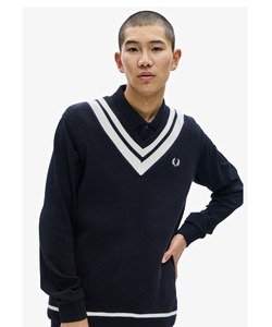 「FRED PERRY」 Vネックニット M ブラック メンズ