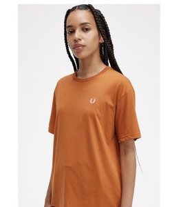 「FRED PERRY」 半袖Tシャツ 10 オレンジ レディース