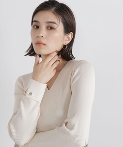 「NATURAL BEAUTY BASIC」 Vネックニット FREE オフホワイト レディース