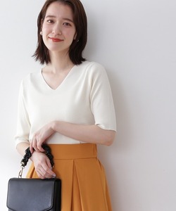 「N.（N. Natural Beauty Basic）」 Vネックニット MEDIUM クリーム レディース