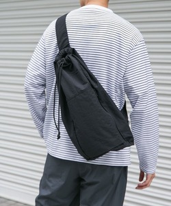 「URBAN RESEARCH DOORS」 ショルダーバッグ - ブラック メンズ