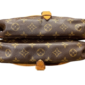 ■ 定価114,450円 LOUIS VUITTON ルイヴィトン M42256 モノグラム ソミュール30 斜め掛け 可能 ショルダー バッグ ヌメ革 旅行鞄 カバンの画像5