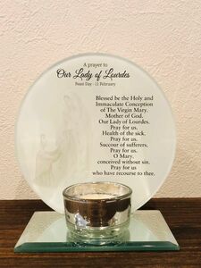 ルルドの聖母　ガラス製ティーライトキャンドルホルダー●ガラス製　キャンドル付き