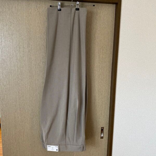 【新品】GU タックワイドパンツ ベージュ 3XL