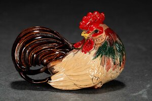[. old .]. famous auction buying go in era thing .. overglaze enamels chicken . netsuke .. thing antique goods old fine art 0508-84S03