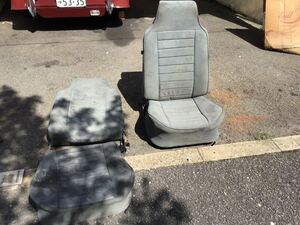 ke211 VWT-1 front seat left right gray year unknown condition bad used 