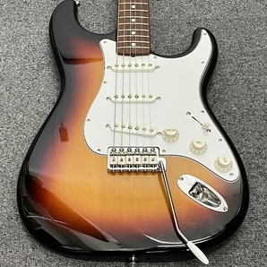 【JBI 5363】 1円～ Fender フェンダー ストラトキャスター エレキギター 日本製 Japan ソフトケース付き 保管品 ジャンク 中古 現状品の画像2