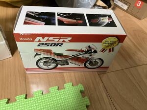 世界の名車シリーズ NSR250R レッドバロン 