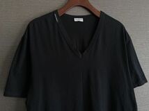定番 良品 イタリア製 DOLCE&GABBANA ドルチェ&ガッバーナ 襟ロゴパッチ Vネック 半袖 Tシャツ EU XL ブラック ストレッチ トップス メンズ_画像5