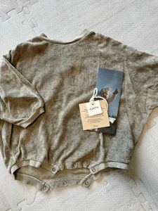 earth ロンパース　2 khaki カーキ