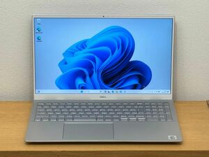 Dell Inspiron 15インチ 5501 11世代CPU搭載 使用感少