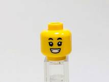 【新品未使用】レゴ　LEGO　ミニフィグ　ヘッド　頭　68 笑顔　驚き_画像1