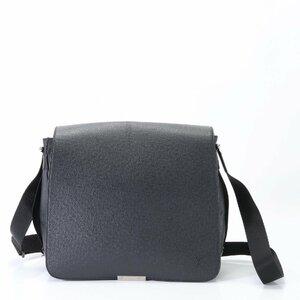1 jpy # beautiful goods # Louis Vuitton # Taiga vi k tall M30142 leather shoulder bag diagonal ..mesenja- commuting A4 men's EEM T10-3