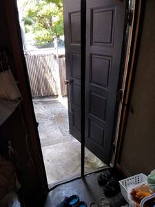 ☆ドア用 玄関 網戸 高品質 安全設計 操作簡単 3選択可能