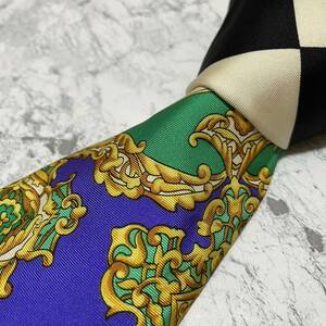 1円 美品 Gianni Versace ジャンニヴェルサーチ ブランドネクタイ マルチカラー 総柄 シルク 絹 マルチカラー 緑 バロック柄 金 切り替え