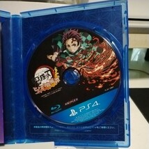 送料無料　攻略本セット　PS4ソフト　鬼滅の刃 ヒノカミ血風譚 [通常版]　中古　攻略本は「鬼滅の刃 ヒノカミ血風譚 鬼狩り指南書 」です_画像4