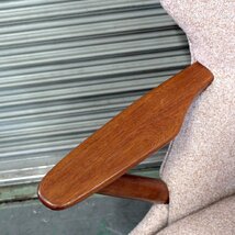 T033)【送料別】Klokken クロッケン ビッグラウンジチェア/オットマン ベージュ ファブリック チーク材 天然木 椅子 北欧 参考18.7万_画像10