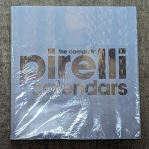 洋書 The Complete Pirelli Calendars : 1964-2007　リチャード・アヴェドン ピーター・リンドバーグ マリオ・テスティーノ