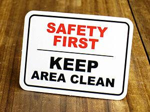 ステッカー アメリカン インテリア サイン 表示 案内 注意 警告 おしゃれ かっこいい 「安全第一のため清潔に保ちましょう」