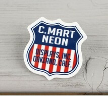 ステッカー アメリカン おしゃれ かっこいい 車 アウトドア スーツケース バイク ヘルメット サイズS C.MART NEON_画像2