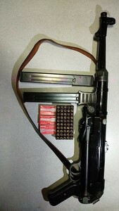 マルシン工業MP40　カート65発付きます。