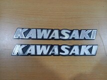 KAWASAKI カワサキ　ゼファー400　エンブレム　左右_画像1