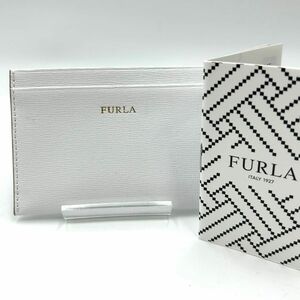 ほぼ未使用　FURLA フルラ　カードケース　名刺入れ　ホワイト　レザー　財布