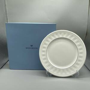 【送料無料】WEDGWOOD/正規品/新品未使用/COLOSSEUM/コロシアム/プラチナ/プレート/1枚/皿/27cn/ボーンチャイナ(751)