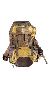 22089 deuter/ドイター/リュックサック/バックパック/デイパック/ハイキング/通勤/通学/旅行/登山/キャンプ/コレクター/贈り物/プレゼント