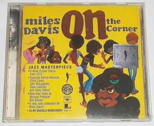 プラケース破損,ライナー汚あり◇2000年 リマスター盤『On The Corner＊Miles Davis』マイルス・デイヴィス★異次元のジャズ・ファンク