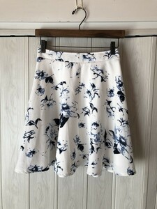 *INGNI/ wing / floral print. flared skirt *c