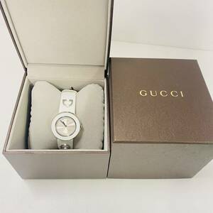 ●16228/GUCCI グッチ Uプレイ 129.4 腕時計 ホワイトレザー レディース クオーツ ケース付