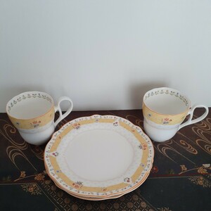 Noritake ノリタケ トゥルーラブ　マグカップ&ソーサー　モーニングセット　花柄