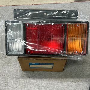  new goods! thousand fee rice field CGC tail lamp Isuzu Elf 630 right for R driver`s seat CGC-30615 after market original same etc. goods 1F shelves 3 70630②