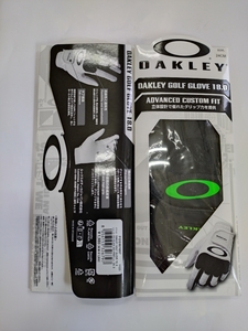 新商品【新品】OAKLEY（オークリー）GOLF　GLOVE　18.0　FOS901697（01G　BLACK）24㎝　2枚組　正規品　ストレッチパーツを各所に配置