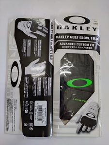 新商品【新品】OAKLEY（オークリー）GOLF　GLOVE　18.0　FOS901697（01G　BLACK）23㎝　2枚組　正規品　ストレッチパーツを各所に配置