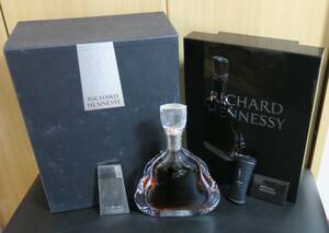 【未開封】正規品 ヘネシー リシャール　Hennessy　Richard　700ml 現行ボトル 箱付　