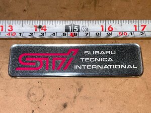  Subaru STi эмблема б/у товар 