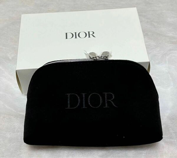 Dior ポーチ　ノベルティ　ブラック