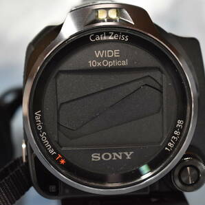SONY（ソニー）デジタルHDビデオカメラレコーダー HDR-CX720V BATT NP-FV50 2本付き 専用キャリングケース付き（中古品）の画像4