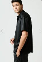 1piu1uguale3 S/S BIG SHIRTS［BLACK］ コットン×SOLOTEX モクロディージャージ ビッグシャツ 2023SSモデル 定価58,300円_画像2